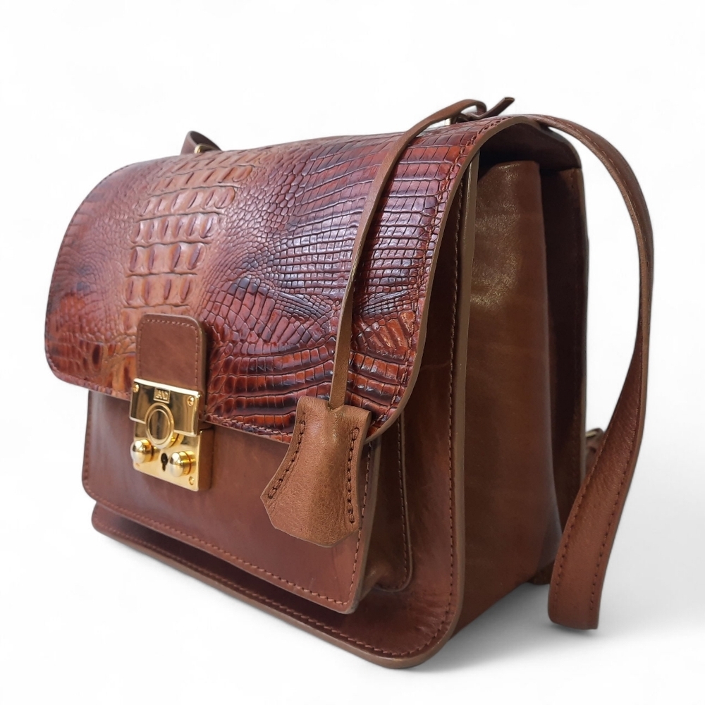 LAND LEATHER Safari Crossbody Leather Map Croc Lock Key Structured Brown Bag